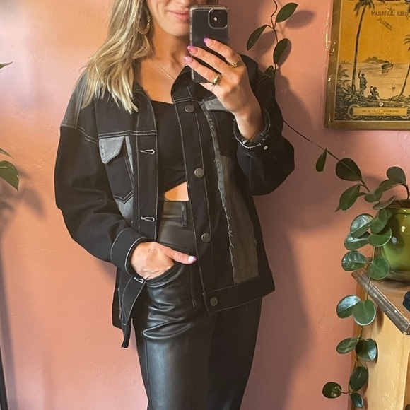 Nasty Gal colorblocked denim jacket - Picture 3 of 3